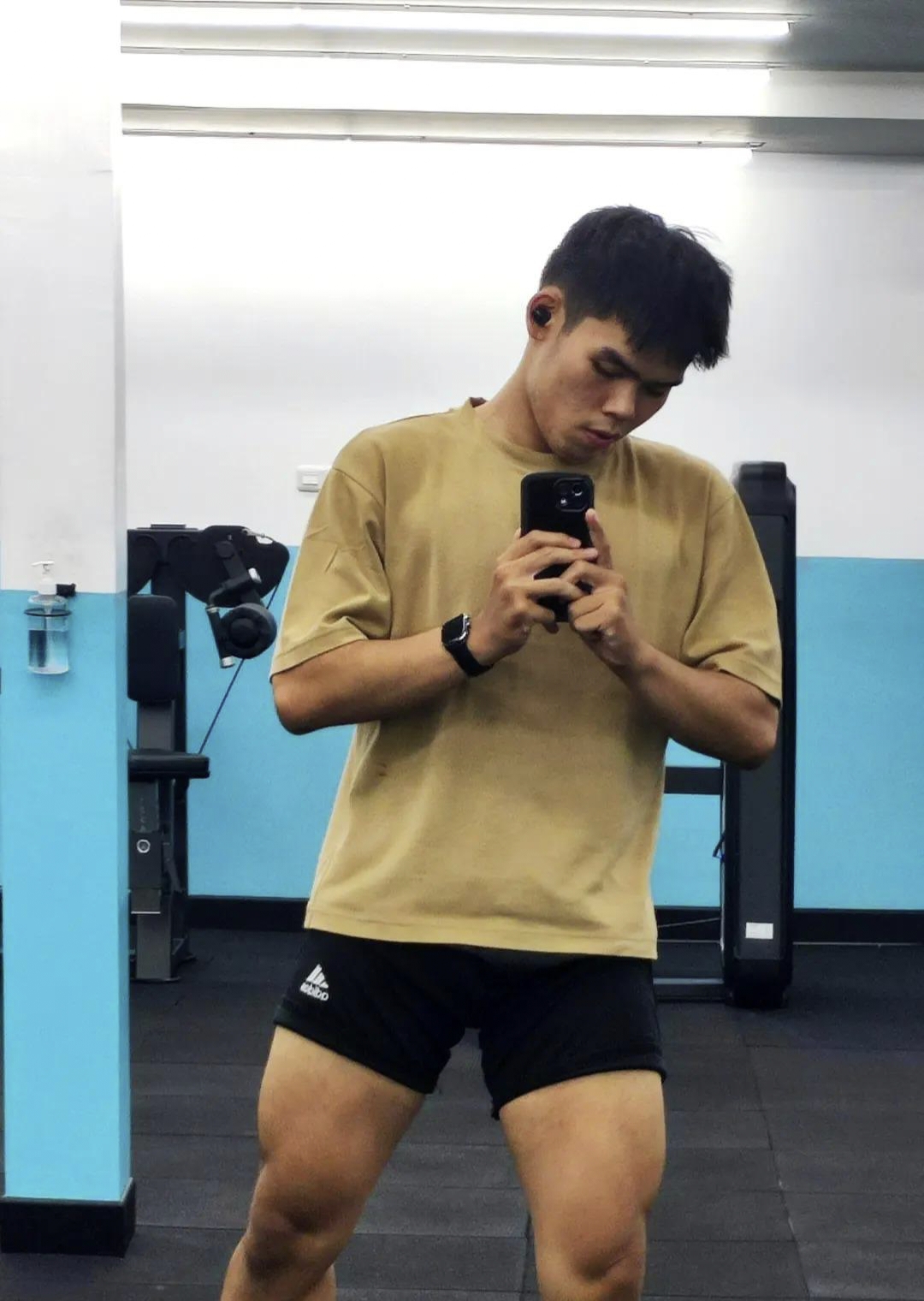 Ryo Ferdinand at the gym